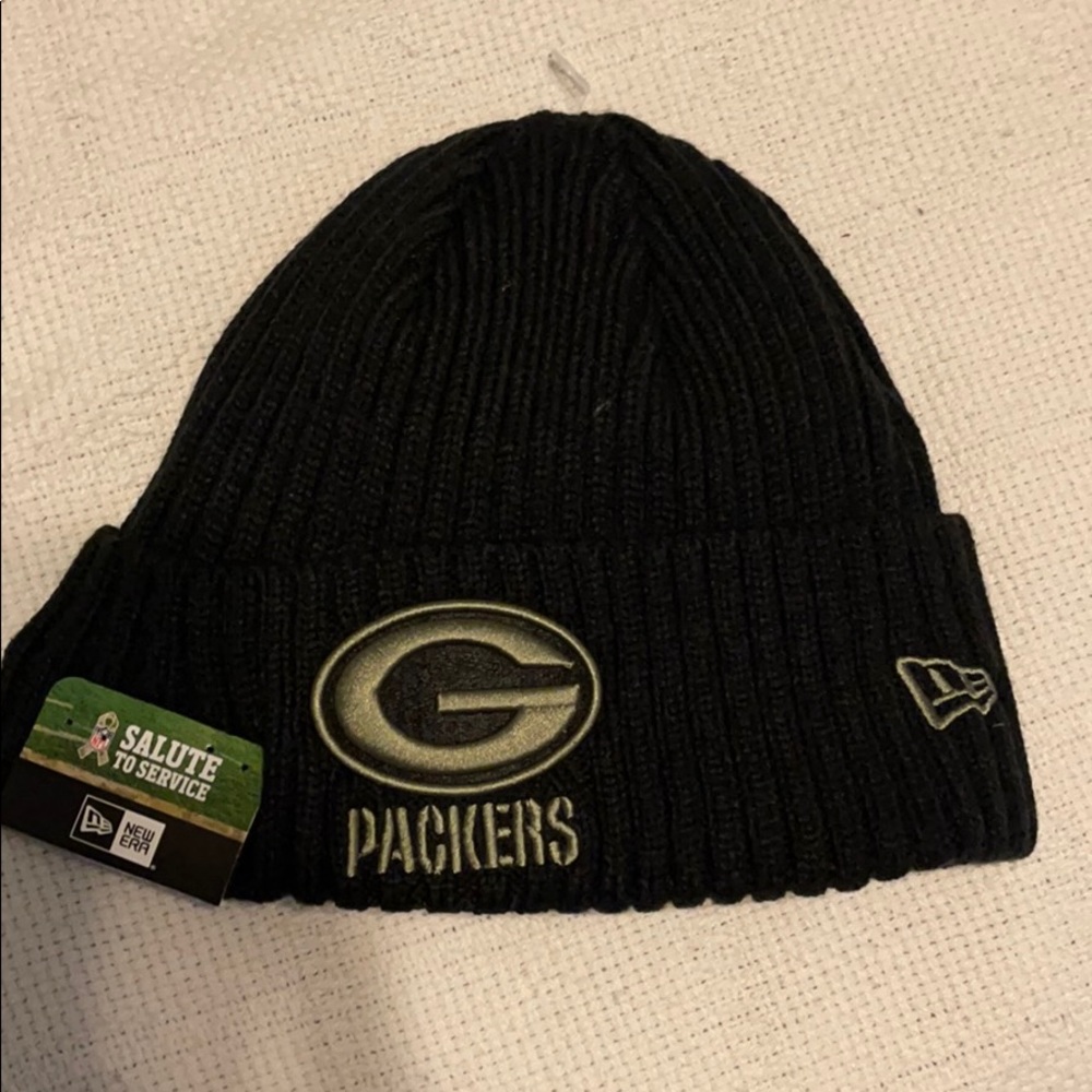 Green Bay Packer Salute to Service Winter Hat